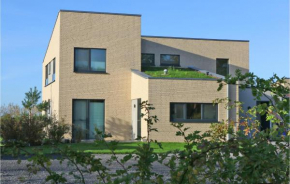 5 Bedroom Beach Front Home In Lembruch-Dümmer See